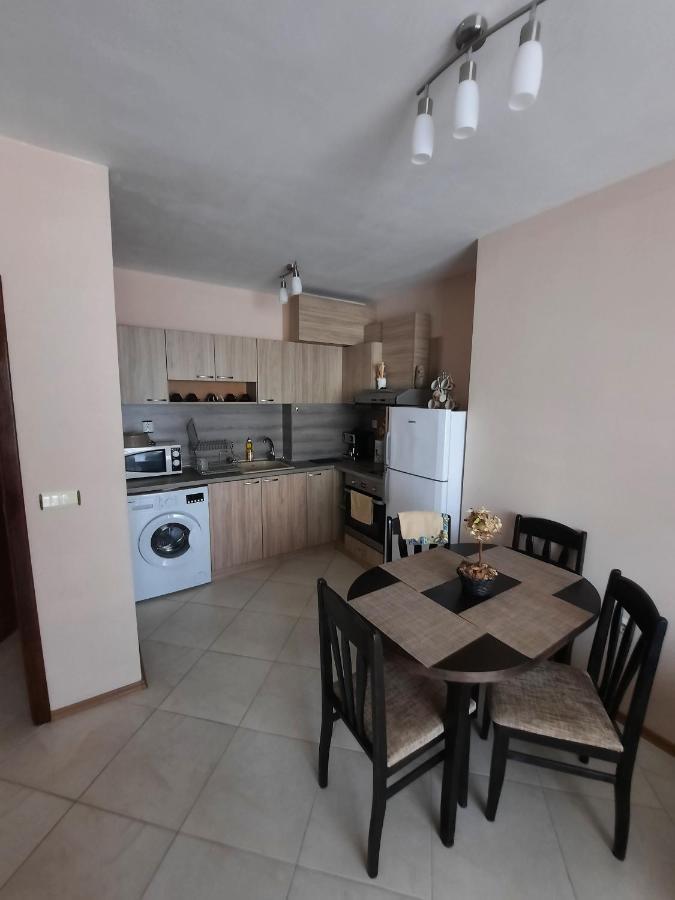 Byala Vista Cliff Apartments Bagian luar foto