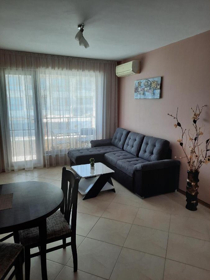 Byala Vista Cliff Apartments Bagian luar foto