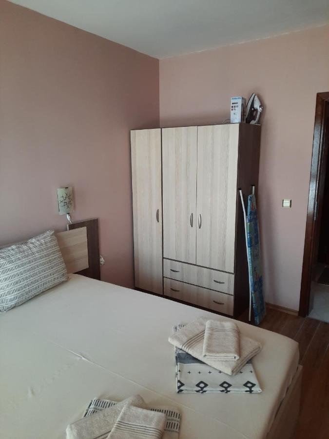 Byala Vista Cliff Apartments Bagian luar foto