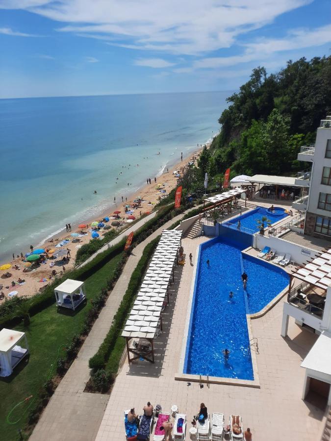 Byala Vista Cliff Apartments Bagian luar foto