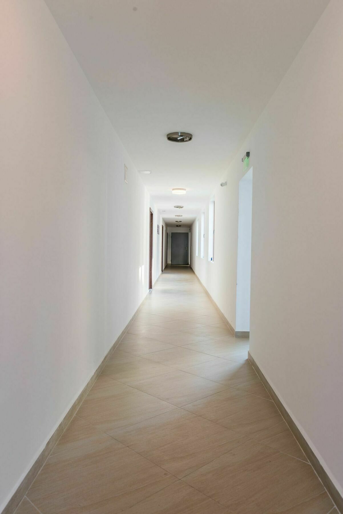 Byala Vista Cliff Apartments Bagian luar foto
