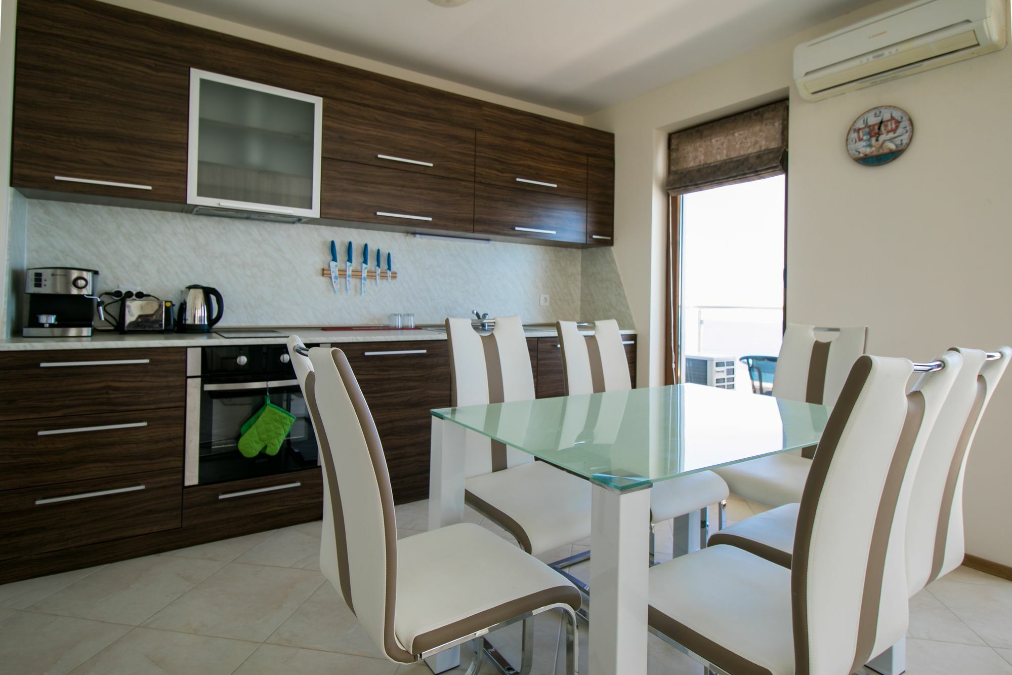 Byala Vista Cliff Apartments Bagian luar foto