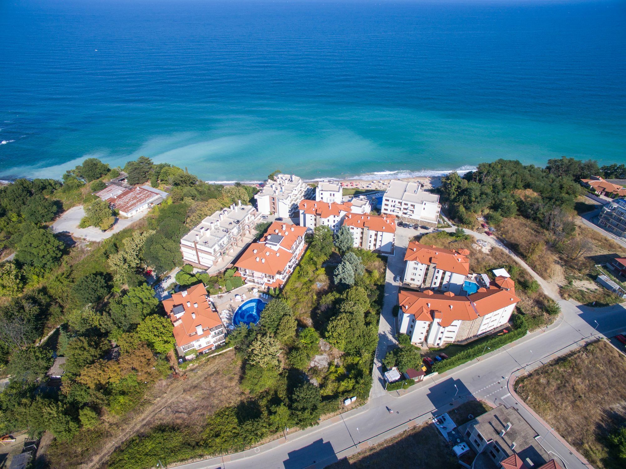 Byala Vista Cliff Apartments Bagian luar foto